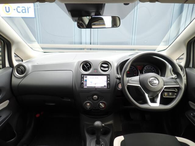 �C���p�l�摜�ɂȂ�܂��B�ԓ��͐��Ǝ҂ɂĎ����N���[�j���O�{�H�ς݂Ȃ̂ŁA��ϐ����ł��B