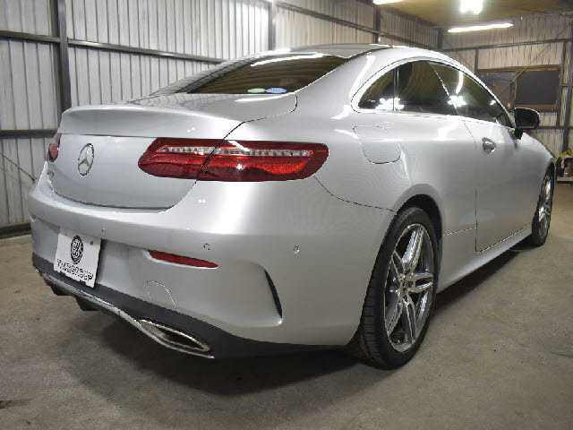 EクラスクーペE200