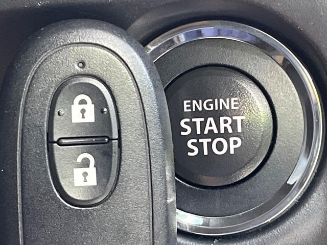 �y�L�[���X�X�^�[�g�V�X�e���z�J�o����|�P�b�g�ɓ��ꂽ�܂܂ł��h�A�̎{���E�������\�ȃX�}�[�g�L�[�𑕔��B�G���W���̃I���E�I�t�����J�M�����o���K�v����������Ƃ��Ă��֗��ł���