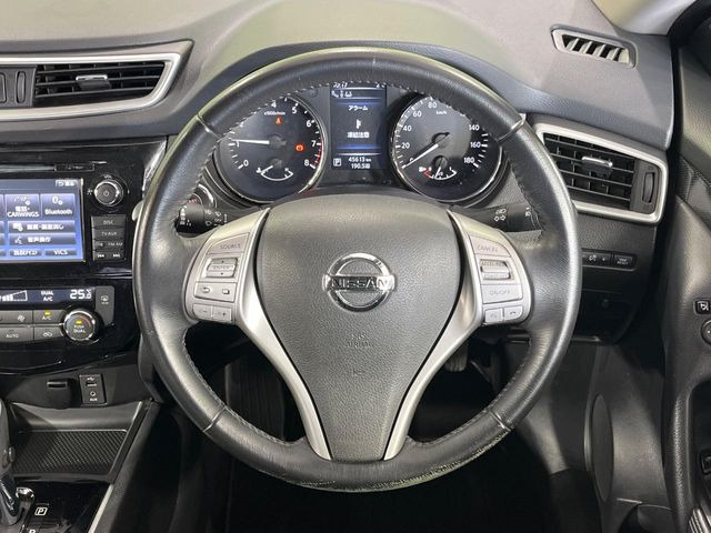 �y�����v�����X�e�A�����O�z�㎿�Ȋv���g�p���邱�ƂŁA��ɂ����������݂ƂĂ��^�]���₷���n���h���ł���