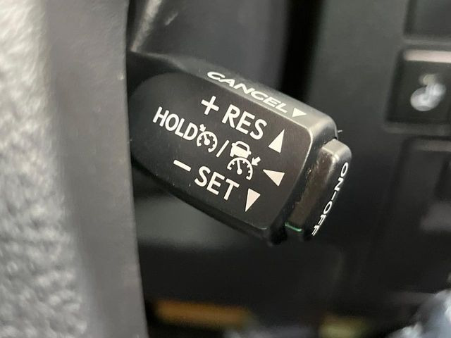 �y���[�_�[�N���[�Y�R���g���[���z�������H�ł̒��������s���y��!!�����ő��x��ۂN���[�Y�R���g���[�����A�Փˌy���V�X�e���ƘA�g���A�O���̎ԗ������m���ĎԊԂ�ۂ悤�ɑ��x���߂��Ă���܂�!!