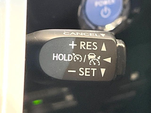 �y���[�_�[�N���[�Y�R���g���[���z�������H�ł̒��������s���y��!!�����ő��x��ۂN���[�Y�R���g���[�����A�Փˌy���V�X�e���ƘA�g���A�O���̎ԗ������m���ĎԊԂ�ۂ悤�ɑ��x���߂��Ă���܂�!!