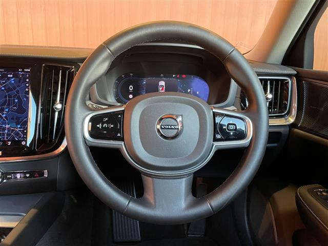 V60アルティメット B4 ダーク エディション