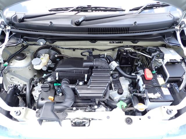 �G���W�����[�������ꂢ�ł���B�@�֋@�\�n���ǍD�ł��B�[�ԑO�ɓ_���������s���܂��B�G���W���I�C���E�I�C���t�B���^�[�E�G�A�R���t�B���^�[�E���C�p�[�S���͕K�������v���܂�