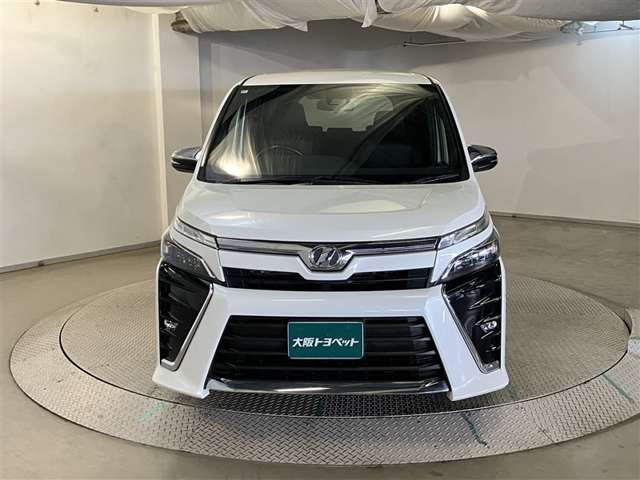 ヴォクシー2.0 ZS 煌