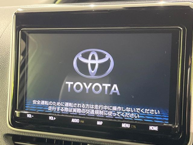 �y����9�C���`�i�r�z�l�C�̏����i�r�𑕔��B�I�[�f�B�I�@�\���[�����Ă���ABluetooth�ڑ�����΂������̃X�}�z��MP3�v���C���[�̉��y���Đ��\!�����̉^�]������Ɋy�����Ȃ�܂�!!