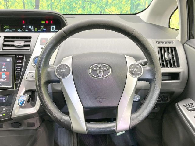 【ステアリングスイッチ】運転中、前方から目線をそらすことなく、オーディオ等の操作が可能な便利機能!安心&快適なドライブを演出してくれます♪