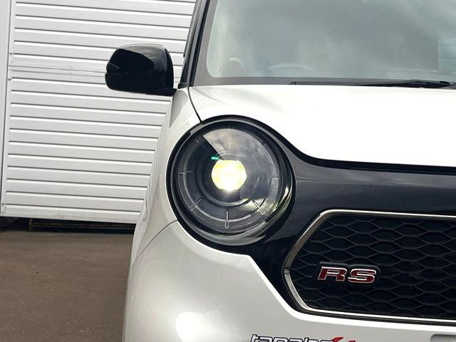 �yLED�w�b�h���C�g�z���V����ԑ��s�����ǍD�Ȏ��E���m�ۂ����S���ĉ^�]�ł��鍂�P�xLED�w�b�h���C�g�𑕔�!�_�����x�������A����d�͂��}�����Ă��܂��B