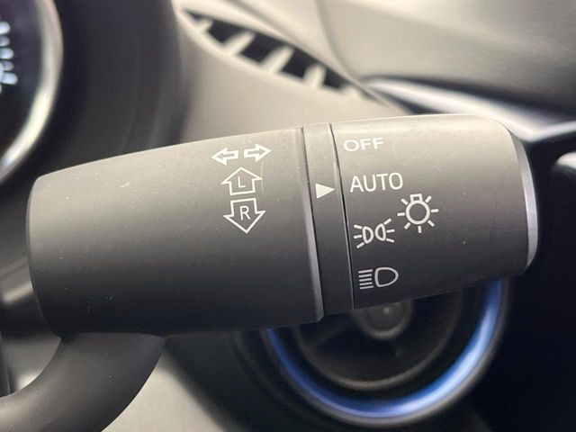 �y�I�[�g���C�g�z����̖��邳�ɉ����Ď����Ńw�b�h���C�g�̓_���E�������ł���@�\�ł�!���C�g�̕t���Y��E�����Y��Ȃǂ������Ȃ�A�J�̓���[���̑��s�����S!�g���l���ʉߎ����֗��ł��ˁ�