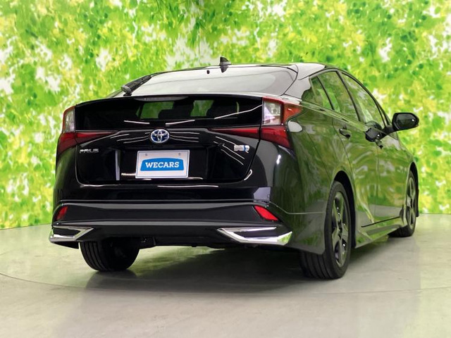 プリウス1.8 S ツーリングセレクション ブラックエディション