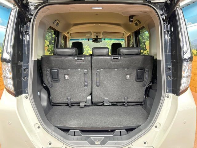 3列目シートはもちろん状態良好☆大人でもゆったりと座って頂けますので、大人数でのお出かけもラクラクです♪ご家族で、気の知れた仲間で、ドライブに行くのが楽しみですね♪