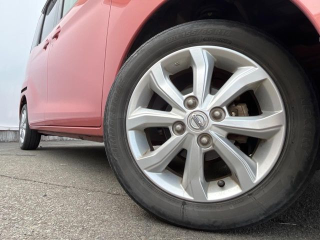 �y����14�C���`�A���~�z�C�[���z�O�ςɃ}�b�`���������A���~�z�C�[���𑕒����Ă���܂��B�e��ЊO�A���~�z�C�[����A�X�^�b�h���X�^�C�����戵�����Ă���܂��B���񂲑��k����������