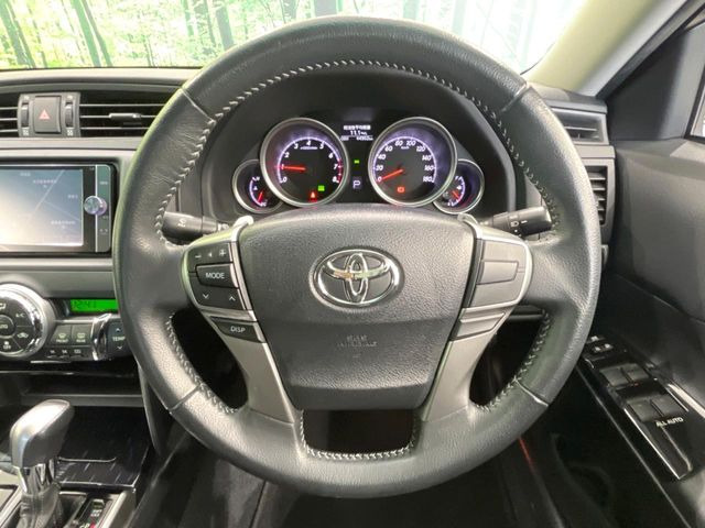 �y�����v�����X�e�A�����O�z�㎿�Ȋv���g�p���邱�ƂŁA��ɂ����������݂ƂĂ��^�]���₷���n���h���ł���