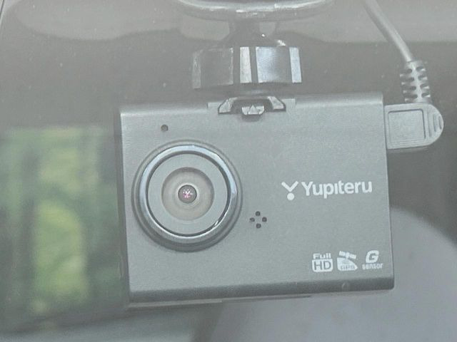 �y�h���C�u���R�[�_�[�z�h���C�u���R�[�_�[����!���s���͂������A������^�]�⎖�̂ɑ��������ہA�f���ŋL�^���A����̃��X�N�ɔ����܂��B���L�^�pSD�J�[�h�͂��q�l�����g�ł��������������K�v������܂��B