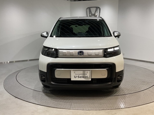 フリード1.5 e:HEV クロスター