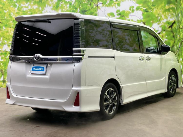 ヴォクシー2.0 ZS 煌