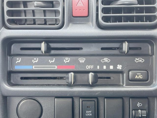 �����~�������Ă��S�Ȃɉ��K�ȋ󒲂�͂��Ă����A�_�C�������G�A�R���𑕔���