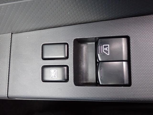 �O�Ȃ̑��̊J�͓d���ɂȂ�܂��̂ŁA�֗��ł���ˁB