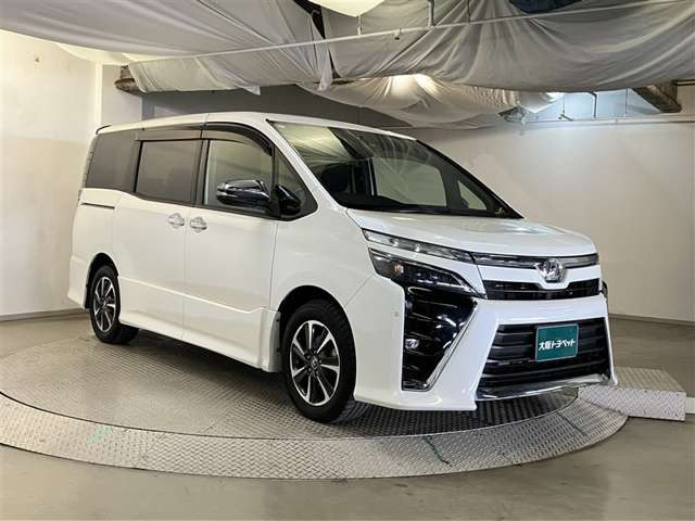 ヴォクシー2.0 ZS 煌