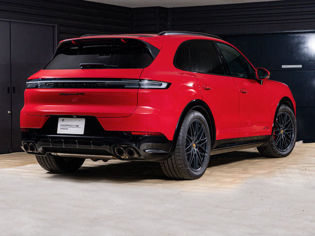 カイエンクーペGTS ティプトロニックS リアコンフォートベンチシート 4WD