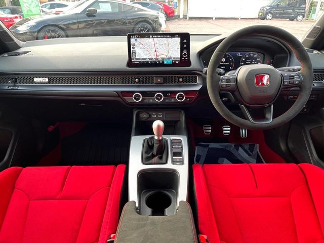 �O���[�v���݌ɐ���30,000��!!�S���̌n��X���烁�[�J�[�E�Ԏ��킸���Љ�o����̂ŁA���Ȃ��Ƀs�b�^���̂��Ԃ�������͂��ł���܂��͂��₢���킹��������