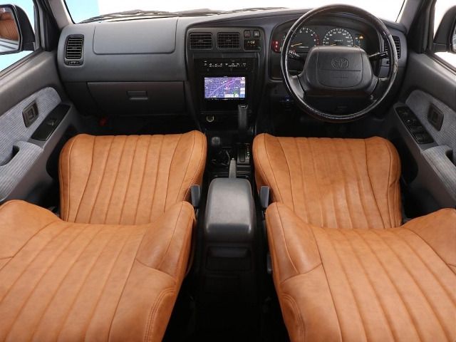 ハイラックスサーフ2.7 SSR-X 4WD