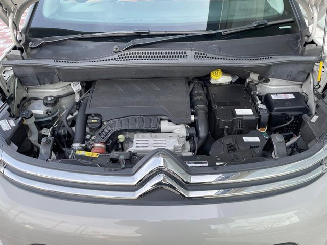 �����X�ł́A�e���[�J�[�̐�p�f�f�e�X�^�[�𓱓��B���Ǝ��i�����e�N�j�J���X�^�b�t���풓���Ă���܂��̂ŁA������̍ۂɂ����S���Ă����p���������܂��B