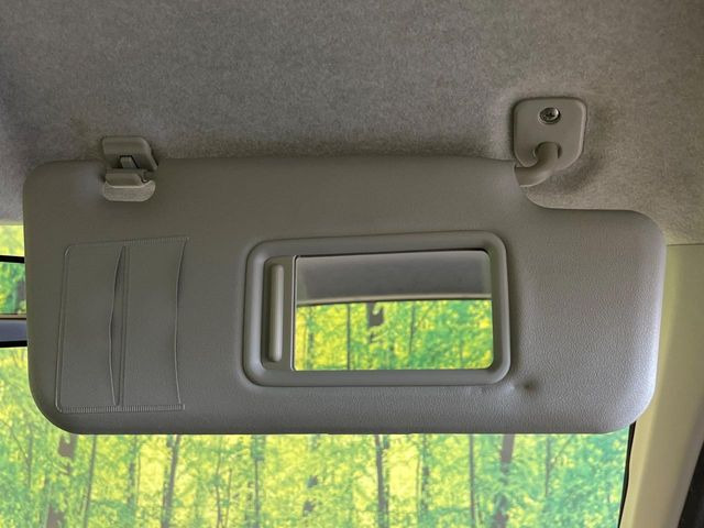 �y�o�j�e�B�~���[�z�T���o�C�U�[���ɐݒu���ꂽ�~���[�Őg�����Ȃ݃`�F�b�N!������Ƃ������C�N�����ɂ����􂵂܂���