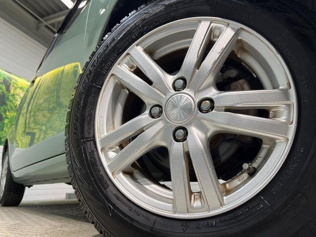 �y14�C���`�A���~�z�C�[���z�O�ςɃ}�b�`�����A���~�z�C�[���𑕒����Ă���܂��B�e��A���~�z�C�[����A�X�^�b�h���X�^�C�����戵�����Ă���܂��B���񂲑��k����������