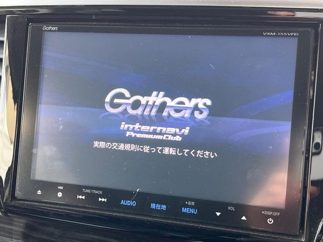 �y�����i�r�z�l�C�̏����i�r�𑕔����Ă���܂��B�i�r�̎g���₷���͂������A�I�[�f�B�I�@�\���[��!�L�����v�◷�s�͂������A�ʋ΂┃�����ȂǕ��i�̃h���C�u���y�����Ȃ�͂���