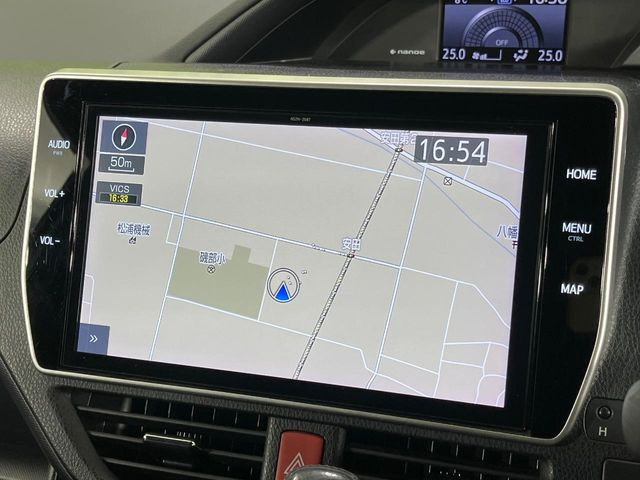 �y���ʃi�r�z�l�C�̑�^10�C���`�i�r�𑕔��B���݊��̂�����ʂ̓C���p�N�g��!�i�r���p���̃}�b�v�\���͌��₷���A�e���r��DVD�͗Տꊴ���A�b�v!�����̃h���C�u���O�b�Ɗy�����Ȃ�܂���