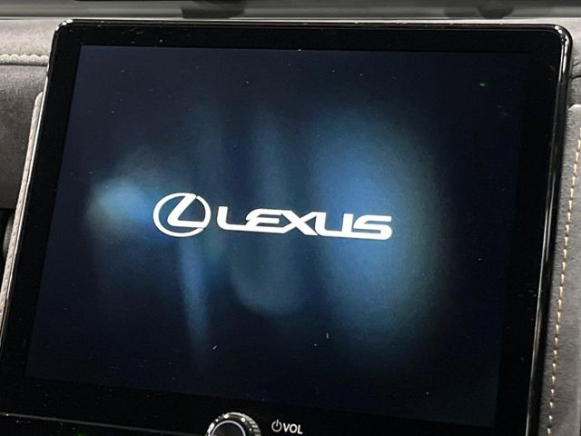 【9.8インチ ディスプレイオーディオ】大画面のディスプレイはAppleCarPlayやAndroidAutoが利用可能。大きな画面でスマホナビアプリ等が利用いただけます♪