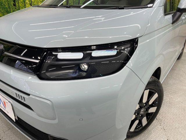 �yLED�w�b�h���C�g�z���V����ԑ��s�����ǍD�Ȏ��E���m�ۂ����S���ĉ^�]�ł��鍂�P�xLED�w�b�h���C�g�𑕔�!�_�����x�������A����d�͂��}�����Ă��܂��B