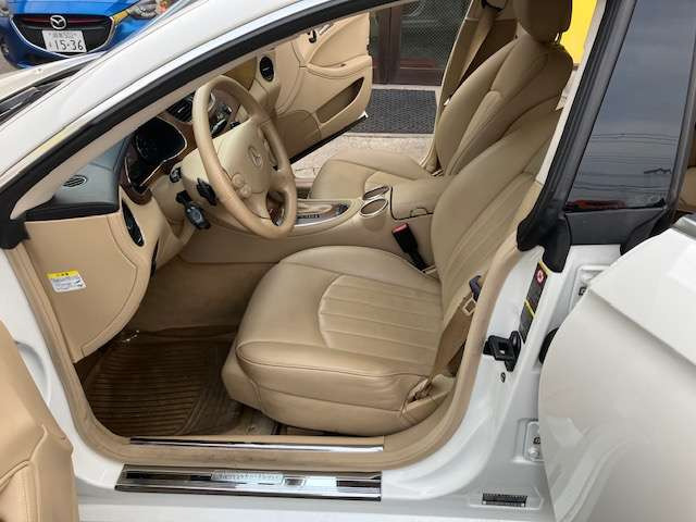 W219�̃p�[���z���C�g�J���[�Ń��C�g�x�[�W�����U�[�V�[�g�����D���ȕ���!!D�ȉ����Y��ł�!!�p���[�V�[�g!!