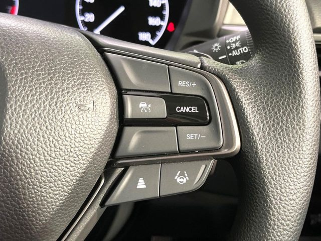 �y�A�_�v�e�B�u�N���[�Y�R���g���[���z�������H�ł̒��������s���y��!!�����ő��x��ۂN���[�Y�R���g���[�����A�Փˌy���V�X�e���ƘA�g���A�O���̎ԗ������m���ĎԊԂ�ۂ悤�ɑ��x���߂��Ă���܂�!!