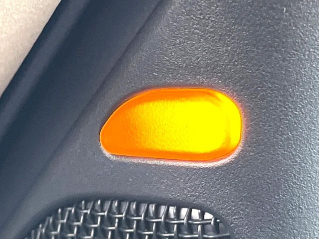 �y������p���m�z���s���A�h�A�~���[�̎��p�ɂȂ�₷���ӏ��Ɍ㑱�Ԃ��ڋ߂���ƃT�C�h�~���[�t�߂Ɍx����\���A�h���C�o�[�ɒ��ӊ��N�����Ă���܂��B