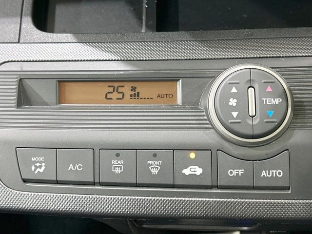 �y�I�[�g�G�A�R���z��x���D�݂̉��x�ɐݒ肷��΁A�ԓ��̉��x�����m�����ʂ≷�x�������Œ����B����&hellip;����&hellip;�Ɖ��x���X�C�b�`���������K�v�͂���܂���B���K�Ȏԓ���Ԃɂ͕K�{�̋@�\�ł��ˁ�