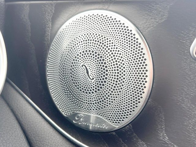 ��Burmester�T���E���h�V�X�e��:�n�C�G���h�I�[�f�B�I��僁�[�J�[����|����Ԑ�p�̃v���~�A���X�s�[�J�[�𑕔��B�����̃X�s�[�J�[����A���̗������܂ŕ����鍂�i���ȉ��y�����y���݂��������܂��B