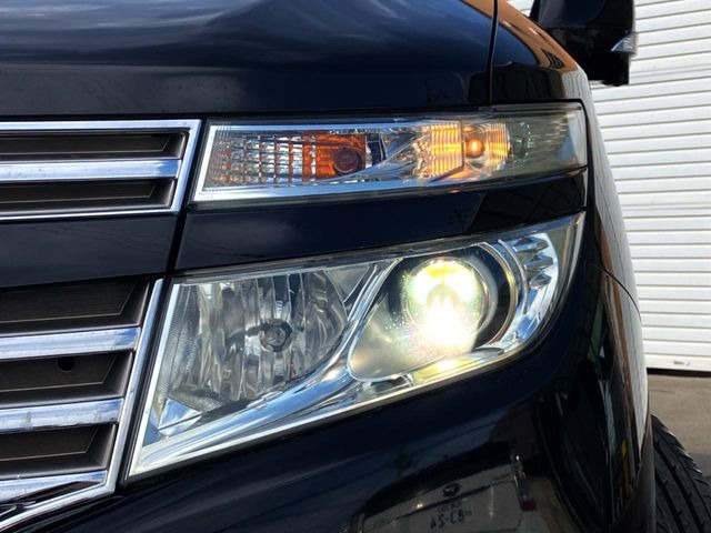 ���w�b�h���C�g��e�[�������v&�A���~�z�C�[�����̊e��R�[�e�B���O���I�X�X�����Ă���܂��B�{�H��̃����e�i���X�͐��􂢂�����OK��