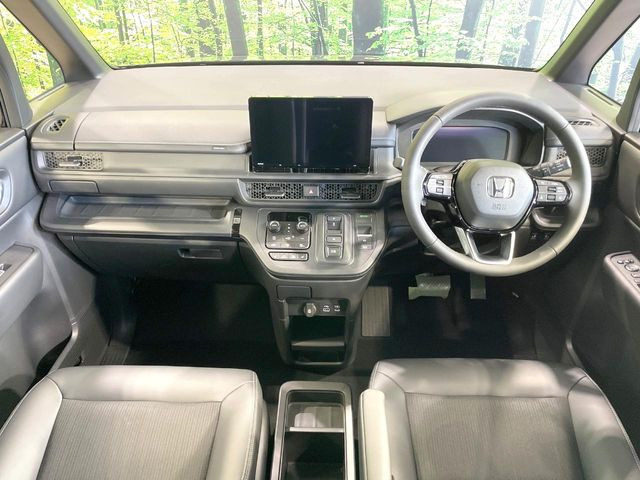 ステップワゴン2.0 e:HEV スパーダ