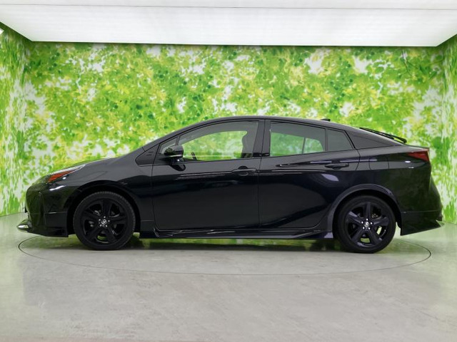 プリウス1.8 S ツーリングセレクション ブラックエディション