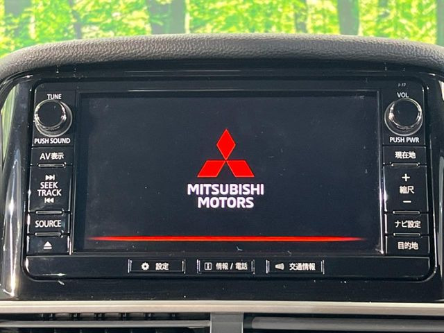 �y�����i�r�z�l�C�̏����i�r�𑕔����Ă���܂��B�i�r�̎g���₷���͂������A�I�[�f�B�I�@�\���[��!�L�����v�◷�s�͂������A�ʋ΂┃�����ȂǕ��i�̃h���C�u���y�����Ȃ�͂���