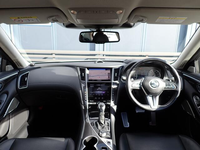 �C���p�l�摜�ɂȂ�܂��B�ԓ��͐��Ǝ҂ɂĎ����N���[�j���O�{�H�ς݂Ȃ̂ŁA��ϐ����ł��B