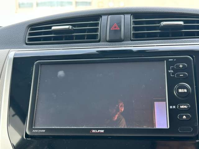 �A���E���h�r���[���j�^�[������