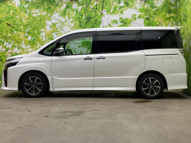 ヴォクシー2.0 ZS 煌