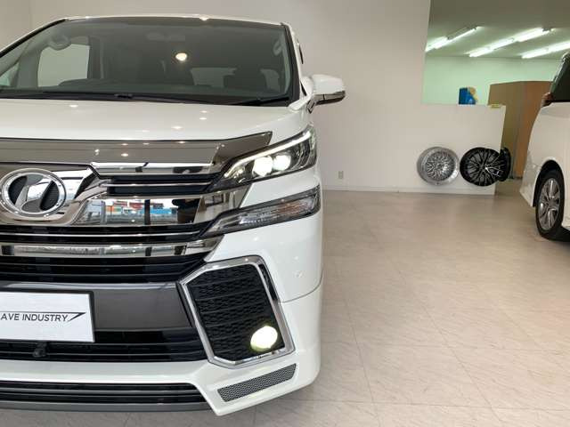 ��ԑ��s��R�����s�ł����E�ǍD��LED�w�b�h���C�g�t��!