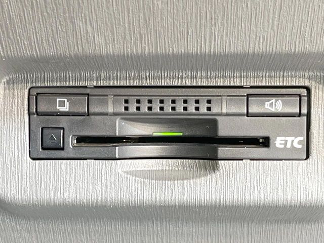 【ETC】高速道路の料金所をストレスなく通過!話題のスポットやサービスエリアに多い「スマートIC」利用時は必須のアイテムです。当店でセットアップを実施、ご納車当日からすぐにご利用いただけます!