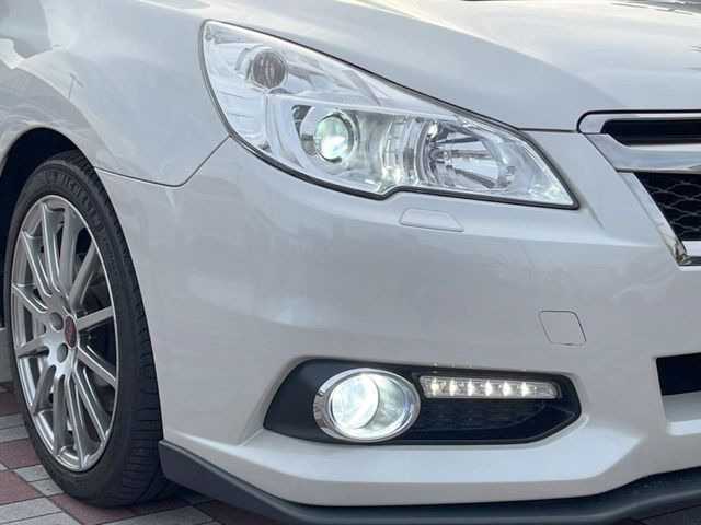 �yHID�w�b�h���C�g�z���ɖ��邭�O�����Ƃ炵�Ă����̂ŁA���V����Ԃ̑��s�������E�ǍD�ň��S���Ă���肢�������܂��B