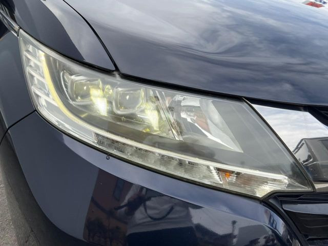 �yLED�w�b�h���C�g�z���V����ԑ��s�����ǍD�Ȏ��E���m�ۂ����S���ĉ^�]�ł��鍂�P�xLED�w�b�h���C�g�𑕔�!�_�����x�������A����d�͂��}�����Ă��܂��B