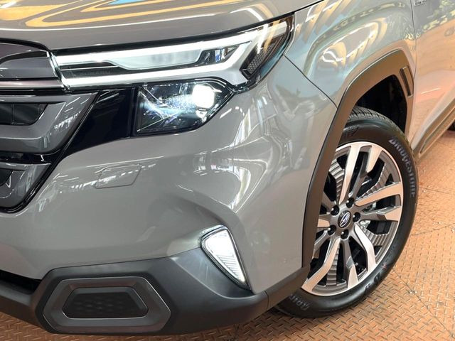 �yLED�w�b�h���C�g�z���V����ԑ��s�����ǍD�Ȏ��E���m�ۂ����S���ĉ^�]�ł��鍂�P�xLED�w�b�h���C�g�𑕔�!�_�����x�������A����d�͂��}�����Ă��܂��B